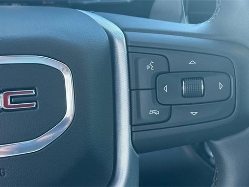 Used 2025 GMC Sierra 1500 SLT w/ SLT Convenience Package image 31