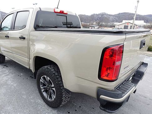 Used 2022 Chevrolet Colorado Z71 image 5