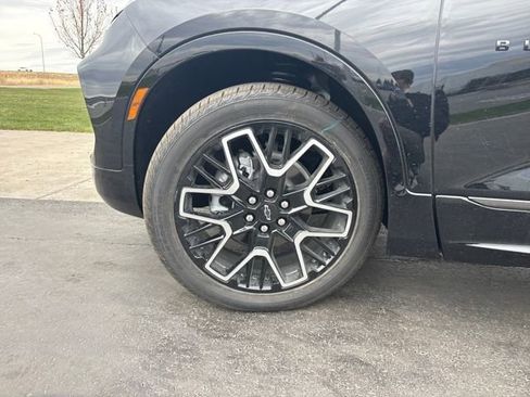 New 2025 Chevrolet Blazer RS w/ Driver Confidence II Package image 26