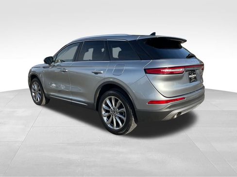 Used 2022 Lincoln Corsair AWD w/ Premium Package image 7