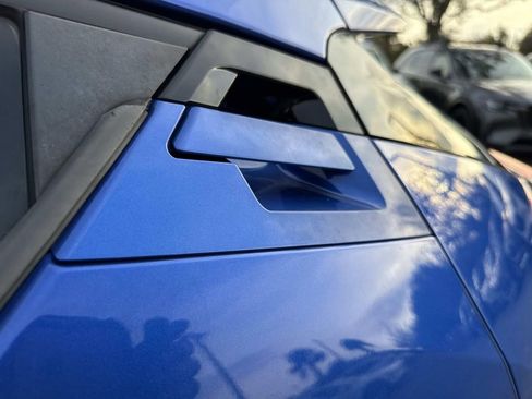 Used 2020 Toyota C-HR LE w/ Phone Cable & Charge Package image 13