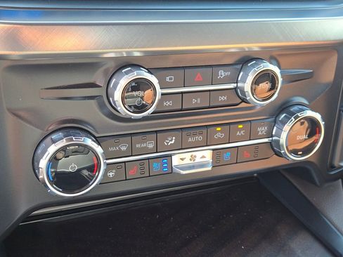 New 2025 Ford F250 King Ranch w/ Chrome Package image 15