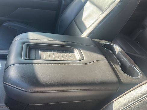 Used 2021 Chevrolet Tahoe High Country w/ Premium Package image 17