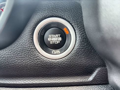 Used 2023 RAM 1500 Lone Star AWD/4WD image 17