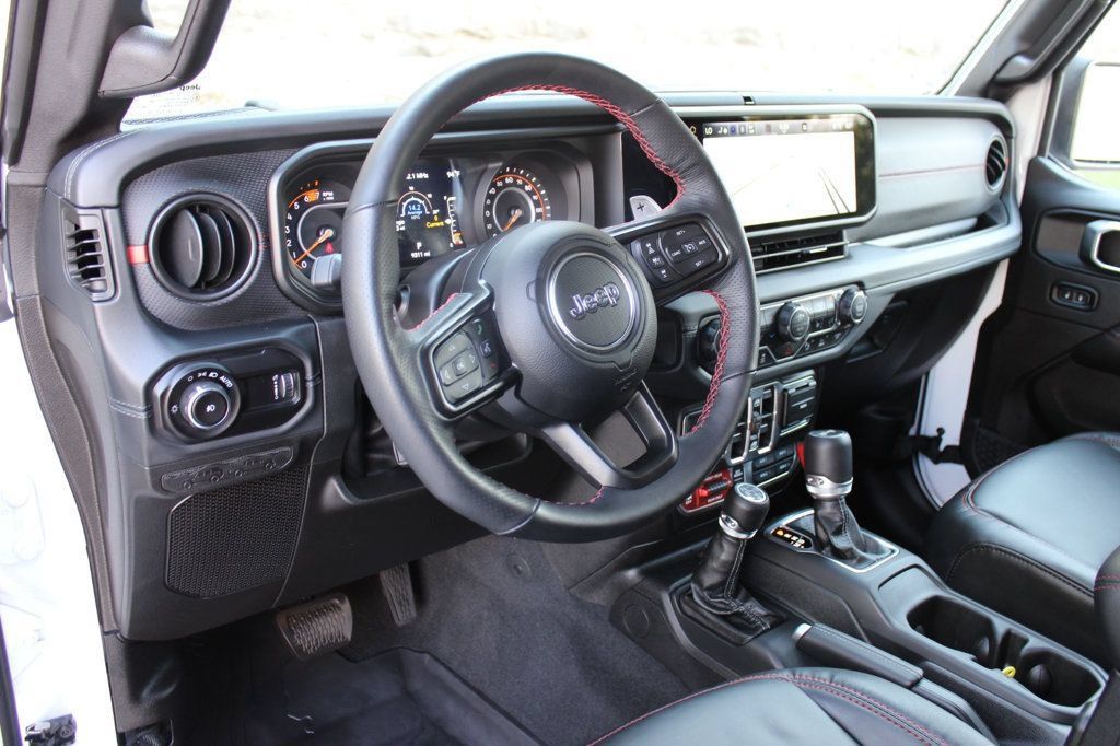 Used 2026 Jeep Wrangler Unlimited Rubicon 392 w/ Quick Order Package 27X Moab AWD/4WD image 21