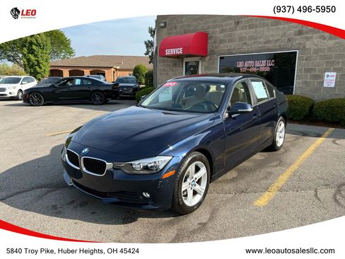 Used 2013 BMW 320i xDrive 320i xDrive Sedan 4D image 1