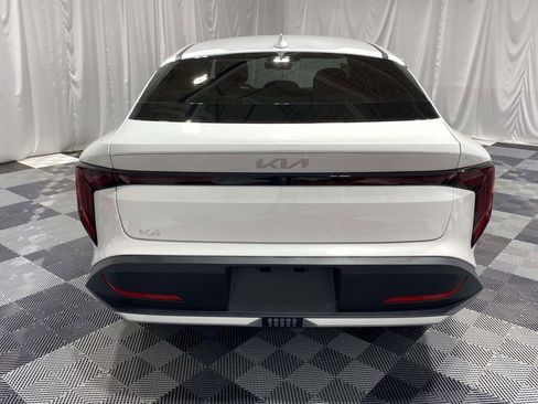 New 2026 Kia K4 LXS image 3