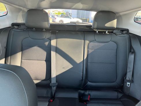 Used 2025 Chevrolet Trax LT w/ LT Convenience Package image 38