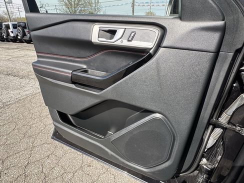 Used 2023 Ford Explorer ST-Line image 28