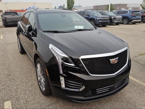 Certified 2026 Cadillac XT5 Sportv AWD/4WD image 2