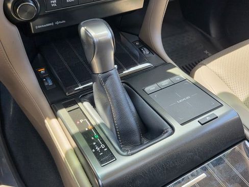 Used 2022 Lexus GX 460 Premium w/ Premium Package AWD/4WD image 19