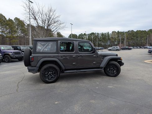 Certified 2022 Jeep Wrangler Unlimited Sport image 4