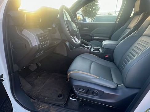 Used 2024 Toyota Tacoma 4x4 Double Cab Hybrid image 17