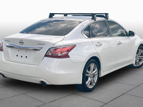 Used 2014 Nissan Altima 3.5 SL w/ Technology Package FWD image 12