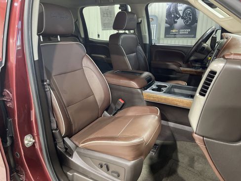 Used 2016 Chevrolet Silverado 1500 High Country w/ High Country Premium Package image 17