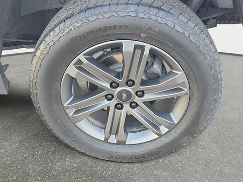 Used 2023 Ford F150 Lariat image 30