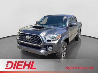 Used 2018 Toyota Tacoma TRD Sport AWD/4WD video 1