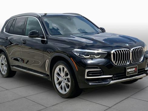 Used 2023 BMW X5 xDrive40i w/ Premium Package AWD/4WD image 3