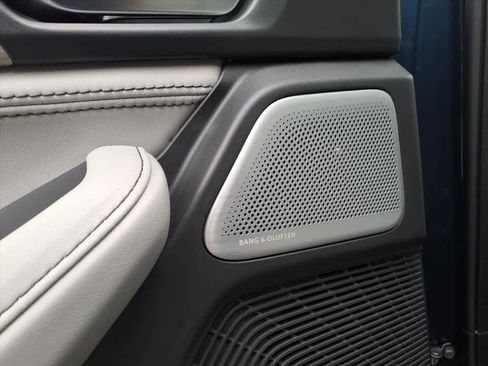 Used 2025 Acura MDX w/Advance Package image 18