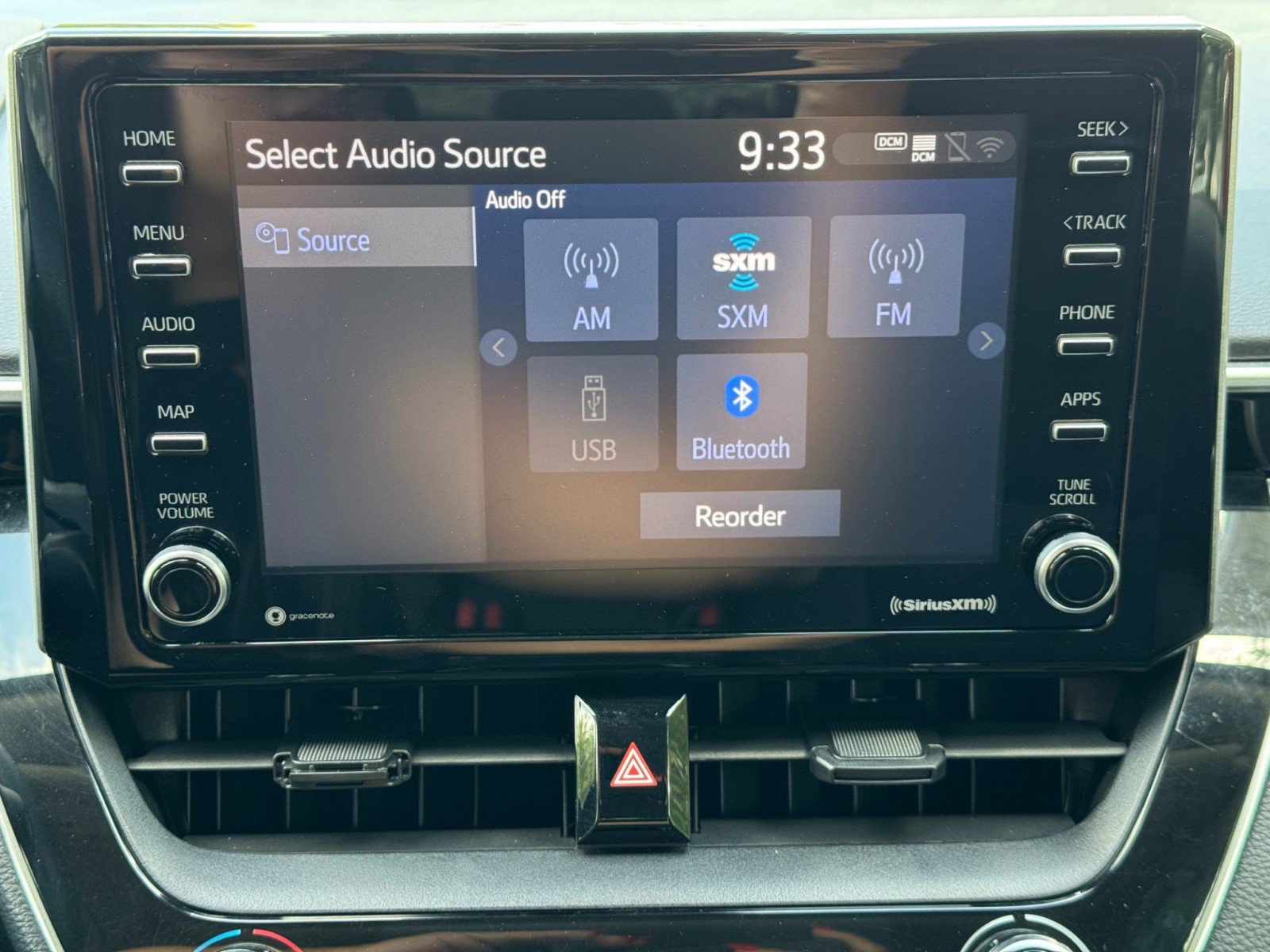 Used 2021 Toyota Corolla LE FWD image 22