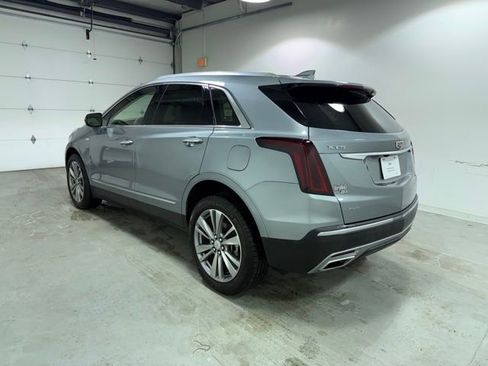 Used 2025 Cadillac XT5 Premium Luxury image 4