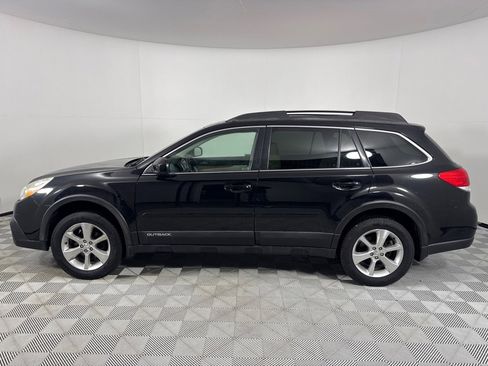 Used 2014 Subaru Outback 2.5i Limited w/ Moonroof Package image 8