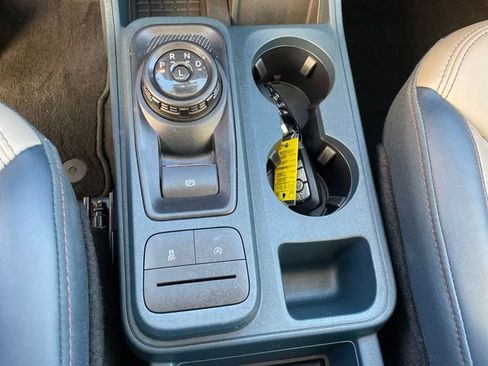 Used 2025 Ford Maverick Lariat w/ 4K Tow Package image 34