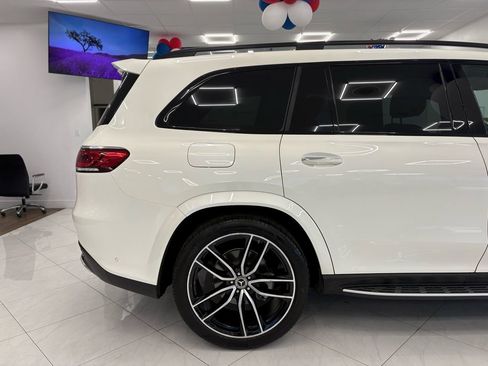 Used 2020 Mercedes-Benz GLS 580 4MATIC image 8