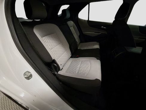 Used 2021 Chevrolet Equinox LT FWD image 27