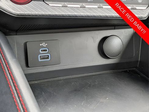 Used 2025 Ford Mustang GT Premium image 27