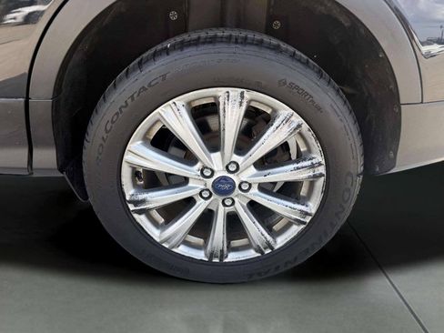 Used 2017 Ford Escape Titanium FWD image 20