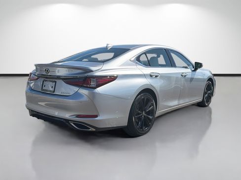 Used 2023 Lexus ES 350 F Sport w/ Accessory Package (Z2) FWD image 3