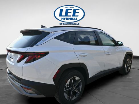 Used 2026 Hyundai Tucson SEL FWD image 3