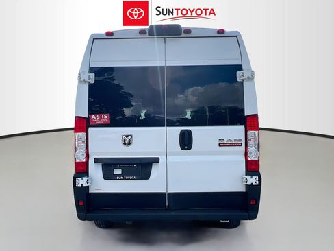 Used 2022 RAM ProMaster 2500 FWD image 5