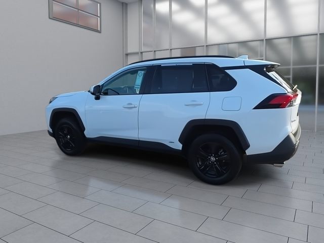 Used 2025 Toyota RAV4 XLE w/ Convenience Package AWD/4WD image 6
