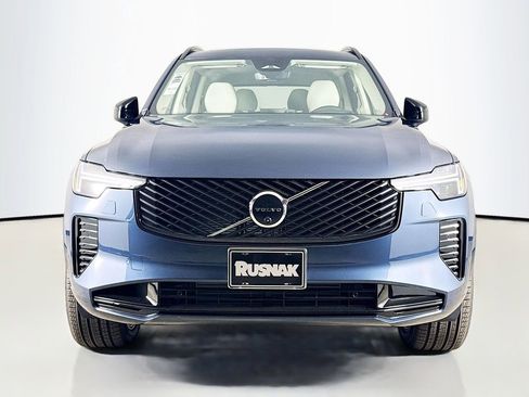 New 2026 Volvo XC90 T8 Ultra w/ Lounge Package AWD/4WD image 2