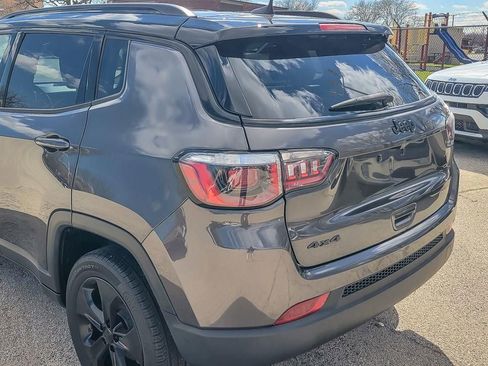 Used 2019 Jeep Compass Altitude image 7