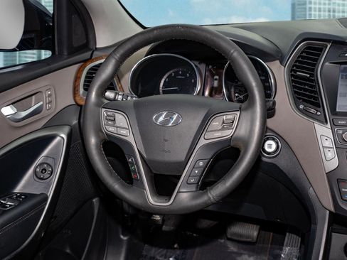 Used 2018 Hyundai Santa Fe Sport image 22