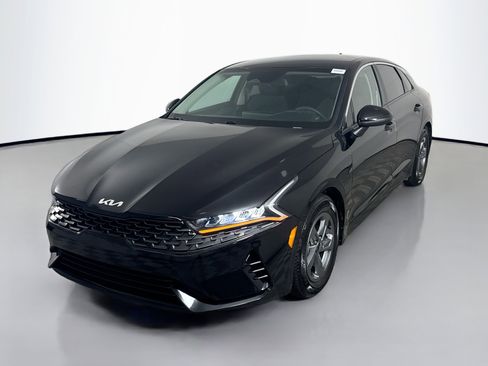 Used 2022 Kia K5 LX FWD image 4