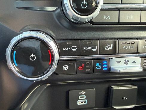 Used 2025 Ford F350 Lariat w/ FX4 Off-Road Package AWD/4WD image 51