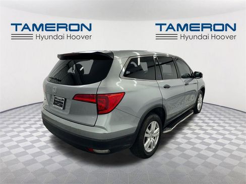 Used 2018 Honda Pilot LX image 5