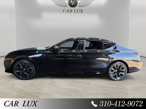 Used 2023 BMW 740i RWD image 2