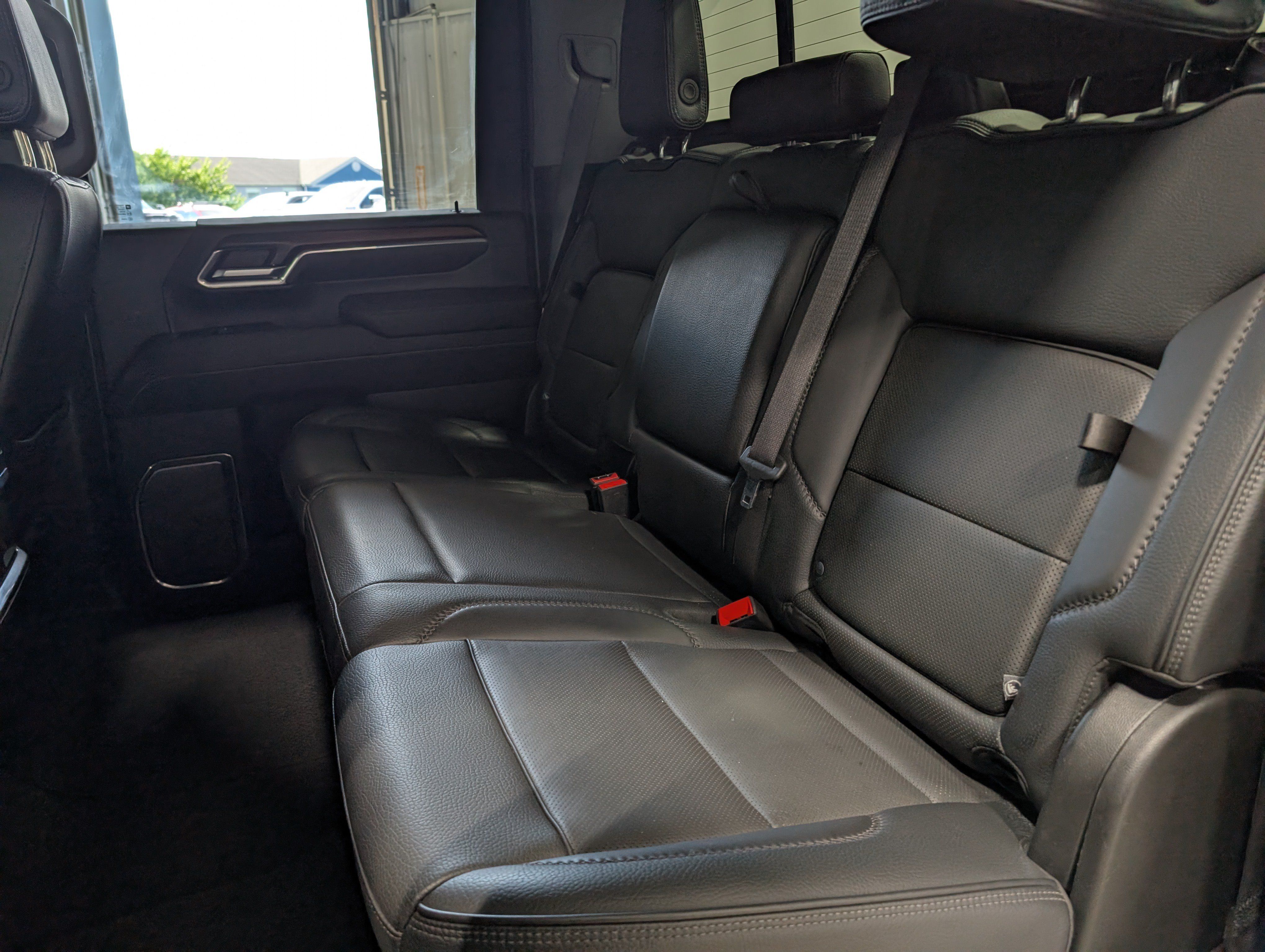 Used 2024 GMC Sierra 2500 Denali w/ Technology Package AWD/4WD image 18