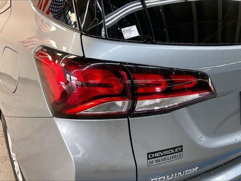 Used 2023 Chevrolet Equinox LT FWD image 26