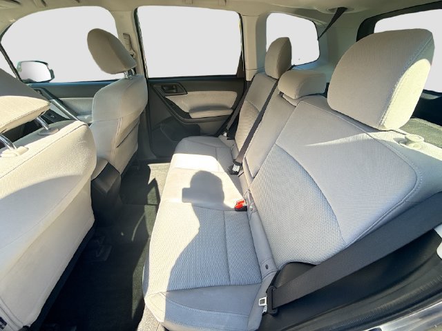 Used 2018 Subaru Forester 2.5i Premium w/ Protection Package #3 AWD/4WD image 31