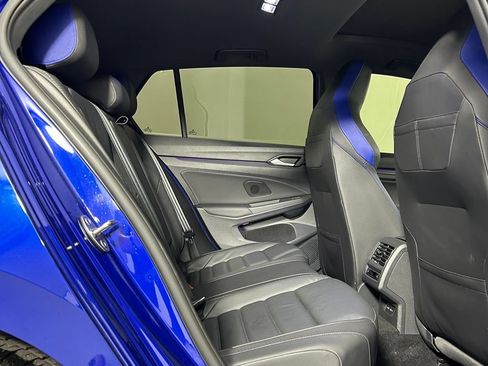 Used 2022 Volkswagen Golf R AWD/4WD image 12