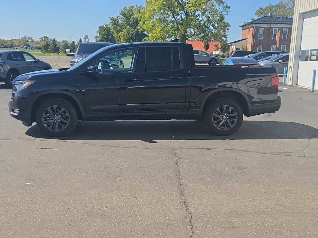 Certified 2023 Honda Ridgeline Sport image 4