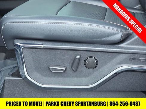 Used 2024 Ford F250 Lariat w/ Chrome Package image 19