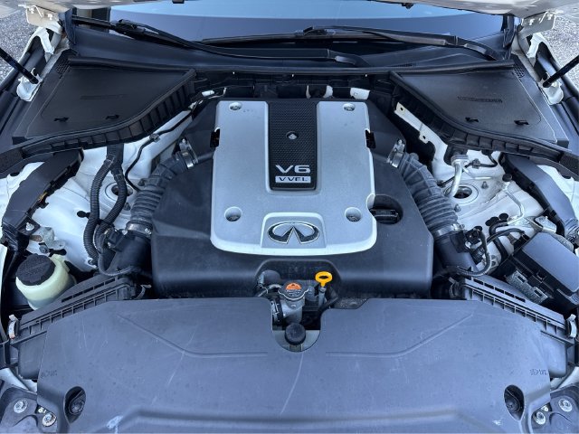 Used 2015 INFINITI Q50 Premium w/ Navigation Package AWD/4WD image 27