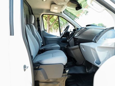 Used 2019 Ford Transit 250 130 Low Roof RWD image 31